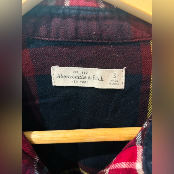Abercrombie and Fitch Women Flannel Shirt - Picture 4 of 4